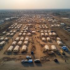 Who are refugees image